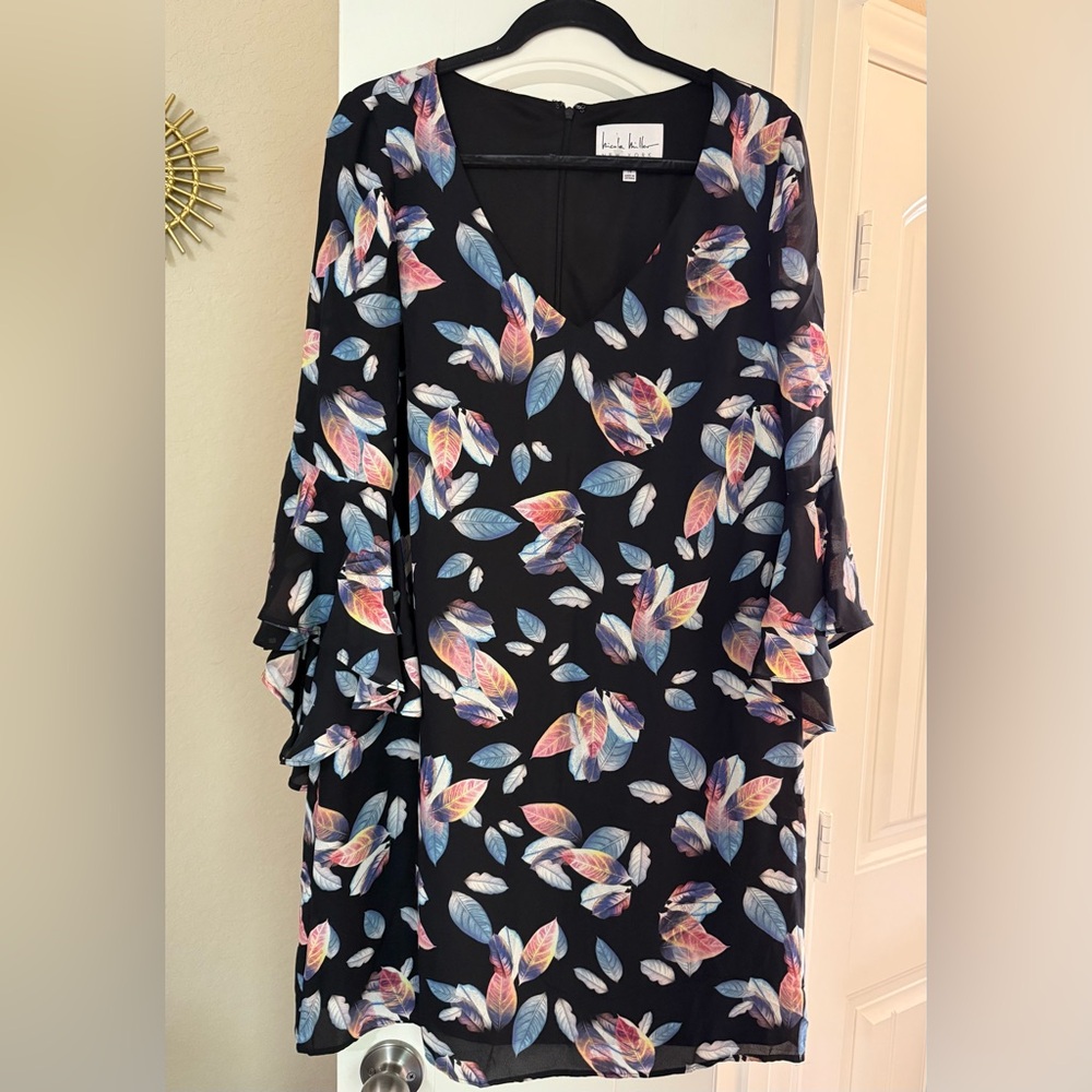 Nicole Miller Black Patterned Dress